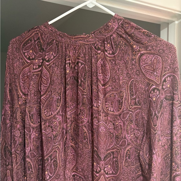 Elegant Paisley Long Sleeve Dress - Picture 5 of 5